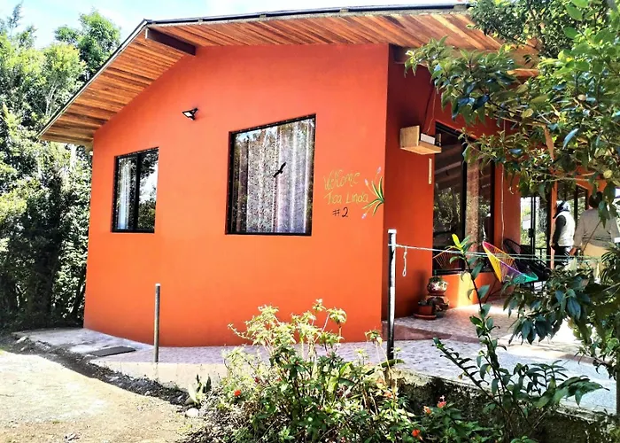 Casa De Montana Tica Linda