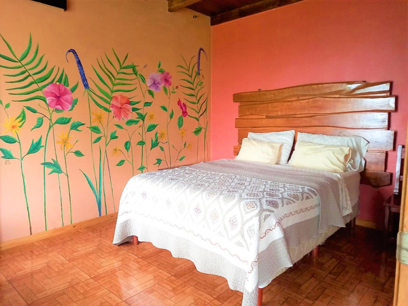 Casa De Montana Tica Linda Monteverde