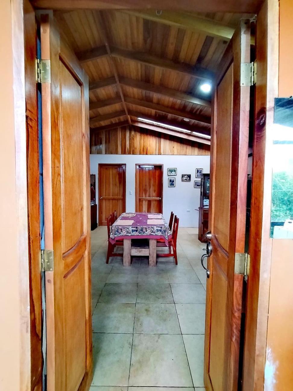 Casa De Montana Tica Linda *
