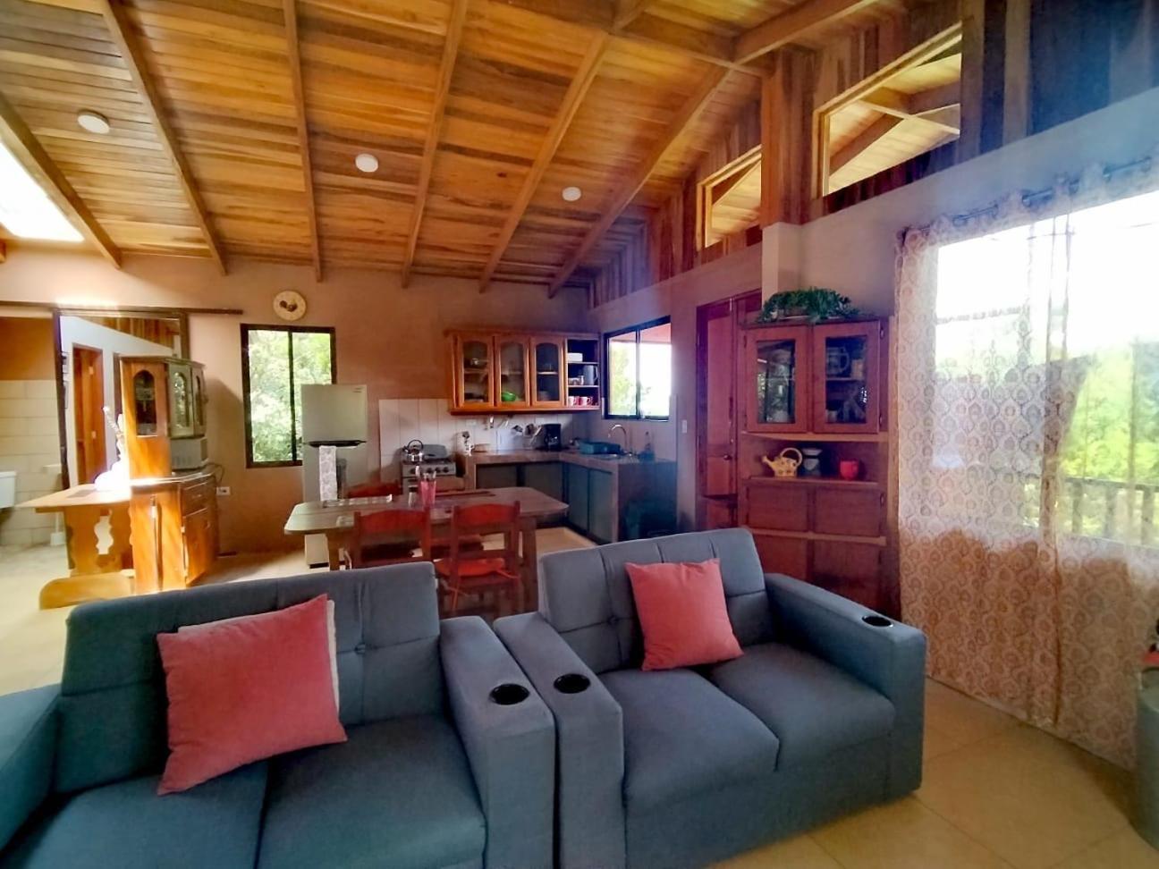 Chalet Casa De Montana Tica Linda Monteverde